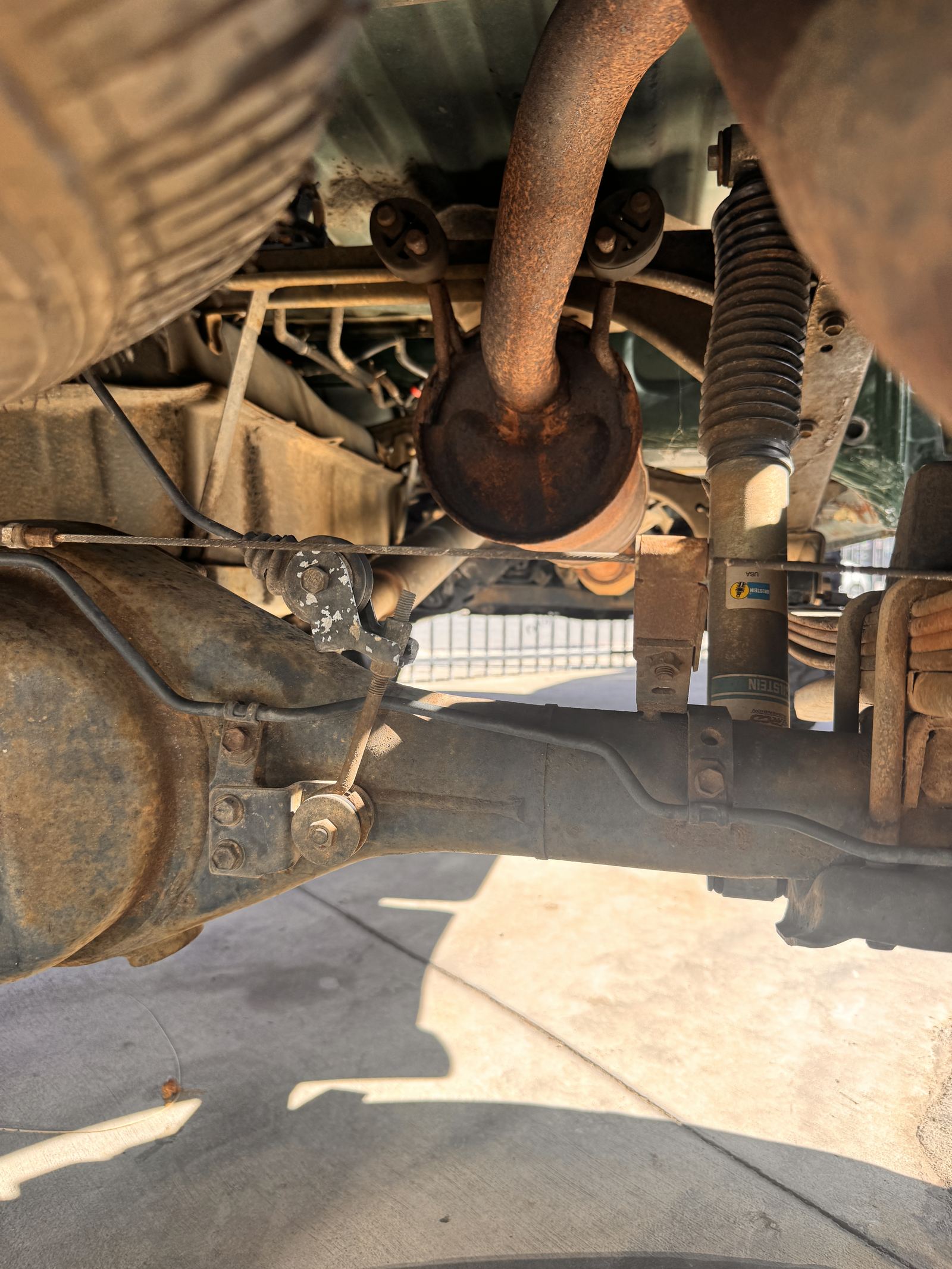 Undercarriage and suspension inspection view